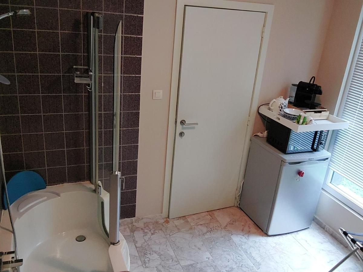 Hotel Golden Dragon ديسل المظهر الخارجي الصورة