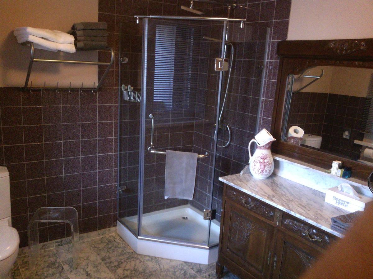 Hotel Golden Dragon ديسل الغرفة الصورة